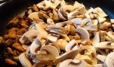 Cozze al forno con funghi